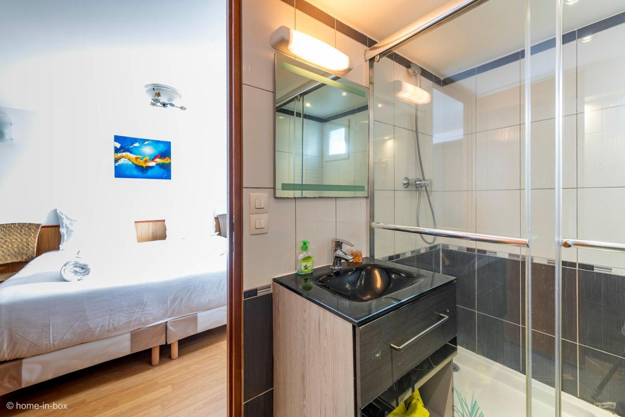 Appartement Spacieux 2 Ch - 2 Sdb - Proche Paris Et Disneyland Noisy-le-Grand Exterior foto